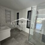 Photo-5 : Triplex S+5 avec piscine à Gammarth MDL0570