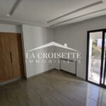 Photo-7 : Duplex S+3 avec chambre de service, jardin et piscine à La Soukra MDV0161