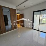 Photo-7 : Triplex S+3 avec piscine aux Jardins de Carthage MTRV0060