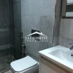 Photo-6 : Appartement S+2 avec terrasse à La Marsa MAL0803