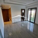 Photo-8 : Duplex S+3 avec chambre de service, jardin et piscine à La Soukra MDV0161