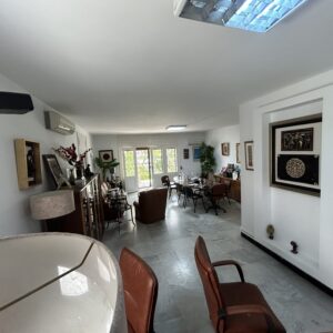 VILLA à MENZAH 6
