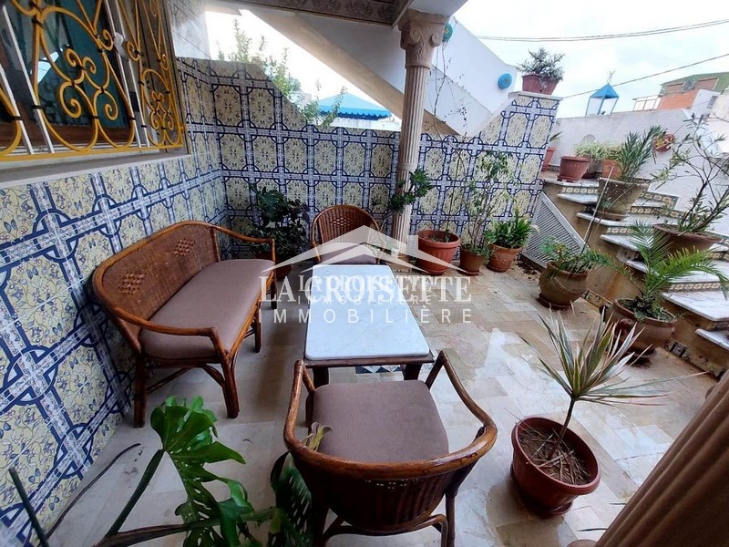 Étage de villa meublé S+3 avec terrasse à Sidi Bou Saïd MEL0011