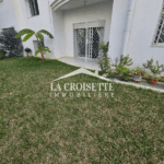 Photo-1 : Appartement S+2 avec jardin à La Soukra MAL1344