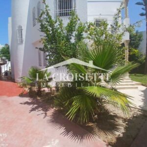 Villa S+5 à La Marsa MVL1717