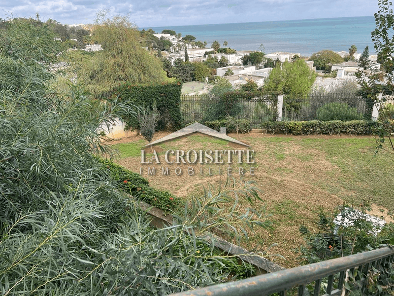 Villa S+5 vue sur mer à La Marsa MVL1275