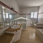 Photo-10 : Villa S+5 avec piscine à Gammarth MVL0099