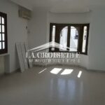 Photo-2 : Étage de villa pour usage bureautique h+3 à Carthage ZBL0503