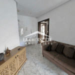 Photo-3 : Appartement S+2 avec jardin à La Soukra MAL1344