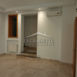 Photo-5 : Duplex S+2 avec terrasse à La Soukra MDL0469