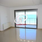 Photo-2 : Appartement S+3 pied dans l’eau front de la mer
