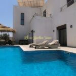 Villa de Luxe avec Piscine Privée à coté de l’école Victor Hugo houmet souk