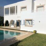 Photo-10 : Villa S+6 à La Marsa avec jardin et piscine