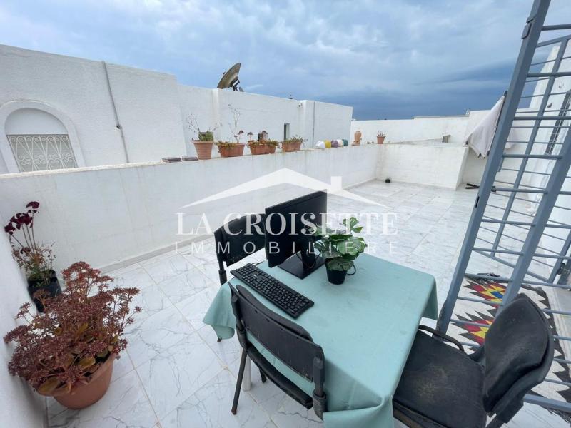 Appartement S+2 avec terrasse à La Marsa ZAL1694
