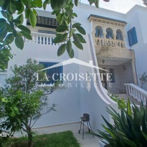 Villa S+8 à La Marsa MVL0724