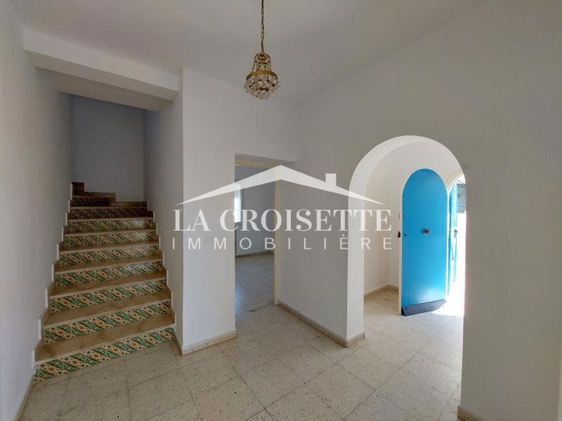 Duplex S+4 avec terrasse à La Marsa MDL0356