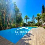 Rez-de-chaussée S3 avec jardin et piscine vide ou meublé à Gammarth MRCL0291