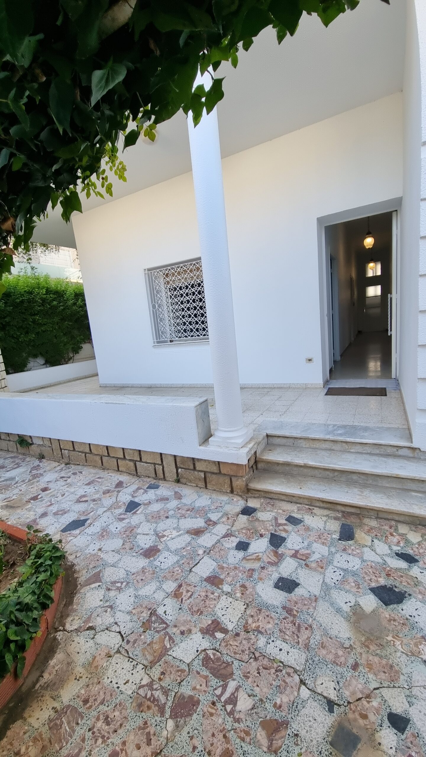 Rez de chaussée d'une Villa S+3 à la Nouvelle Ariana