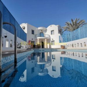 VILLA AVEC PISCINE PROCHE DE LA MER