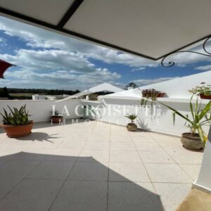 Étage de villa s1 meublé à La Marsa ZEL0547