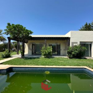 Villa en S3 avec Piscine et Jardin à Gammarth