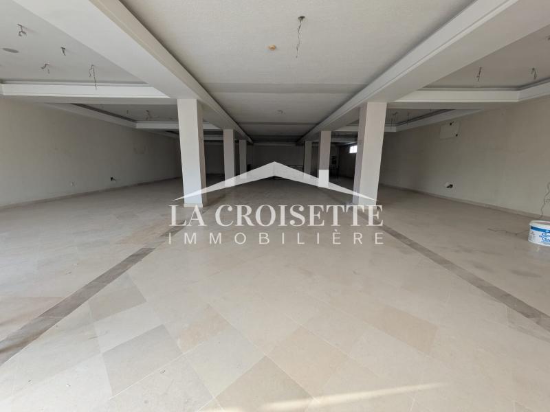 Prime Commercial Space on La Soukra's Main Road - MCL0506
