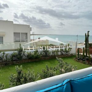 Duplex S3 vue sur mer à Gammarth MDL0096