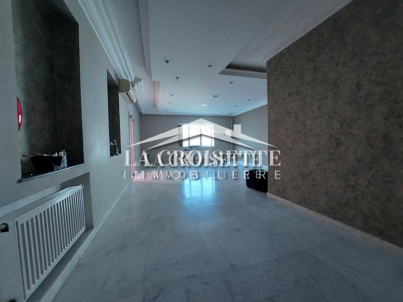 Appartement S4 avec terrasse à Ain Zaghouan El Wahat MAL1806