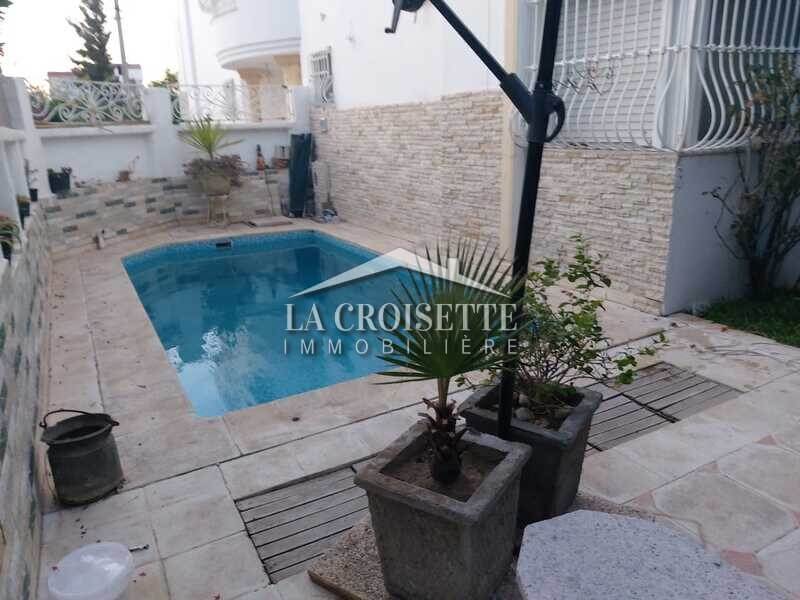 Duplex meublé S3 avec piscine à La Marsa MDL0184