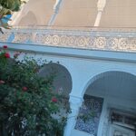 Photo-5 : ÉTAGE DE VILLA D’UNE MAGNIFIQUE DEMEURE (UN TRÈS VASTE S+3) MUNI DE DEUX TÉRASSES À 5 MIN (À PIED) DE TUNIS DAUPHINE ET DE ROBERT DESNOS