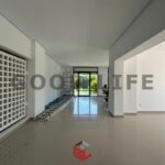 Photo-4 : Villa en S3 avec Piscine et Jardin à Gammarth