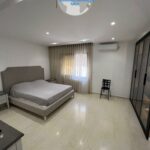 Photo-6 : Prestigieux étage de villa sans meuble à Khezama Ouest