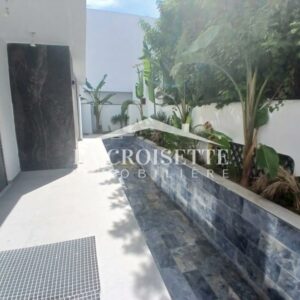 Duplex S3 avec piscine à La Marsa MDL0695