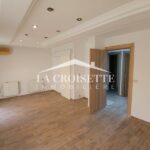 Bureau H4 aux Berges du Lac 1 MBL0541