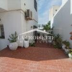 Duplex avec terrasse S+4 meublé à Gammarth MDL0692