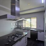 Photo-2 : Duplex S+4 avec jardin et piscine aux Berges du Lac 1 MDL0687