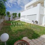 Photo-9 : Duplex S+4 avec jardin et piscine aux Berges du Lac 1 MDL0687