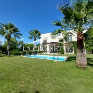 Villa S+3 avec piscine à Gammarth MVL0016