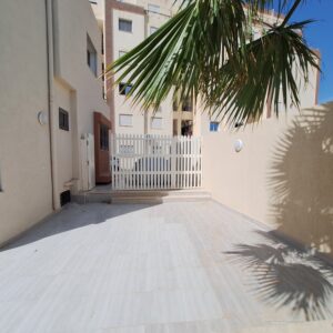 Triplex d’Exception à Ariana Cité El Ghazela : Duplex S+4, Appartement S+1, et Grande Terrasse de 60 m²