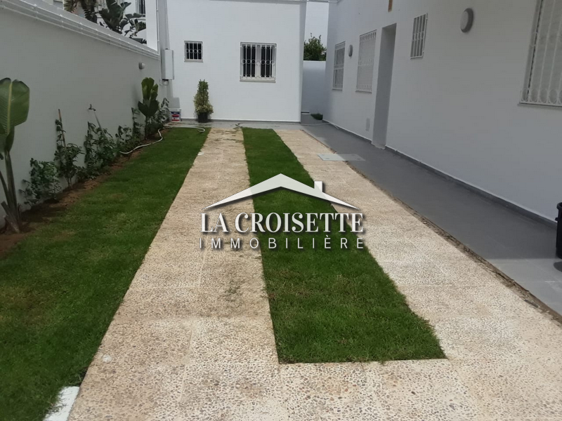 Ground Floor S+2 with Terrace in Jardins de Carthage - MRCL0209