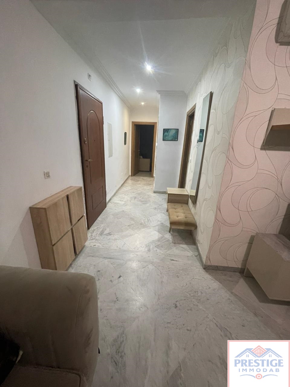 Appartement S1 au Lac 2 80 m² 2eme étage Place de parking