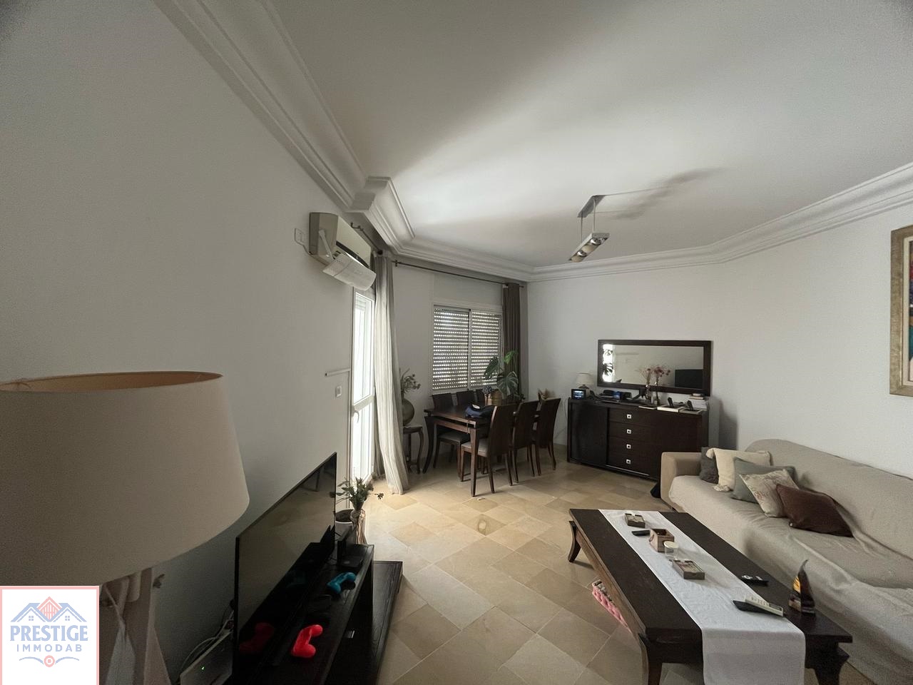 Appartement S+3 à Laouina, Cité Palmarès (Hay El Wahat)