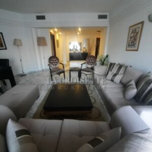 Appartement semi-meublé S+3 à Marsa Plage MAL2827