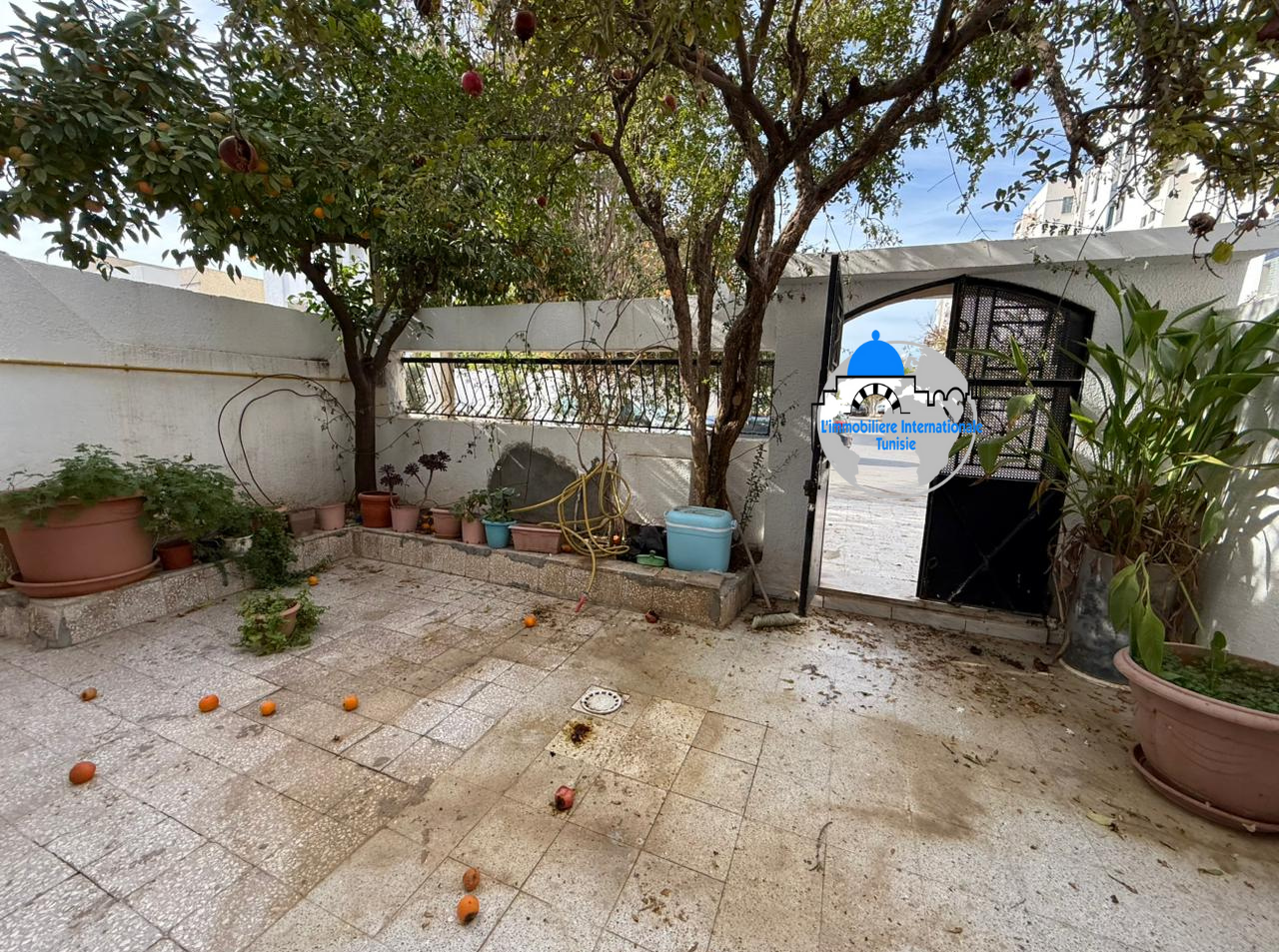 Maison en S+3 style américain à Khzema Est