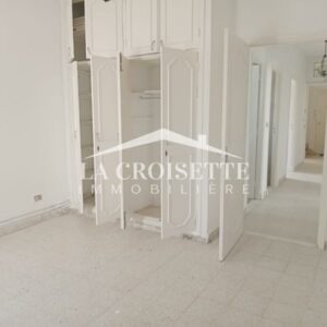 Appartement S+3 à la Marsa ZAL1545