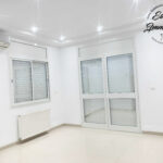 Photo-10 : Magnifique villa indépendante de type S+4 non meublé située à Khézama