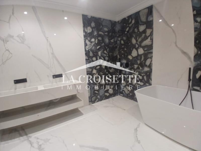 Rez-de-chaussée de villa S+3 Vue Mer à La Marsa MRCL0337