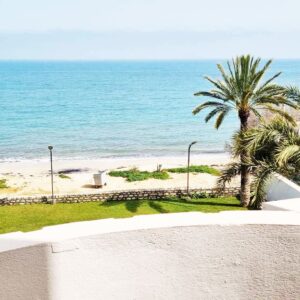 Magnifique S3 meublé front mer