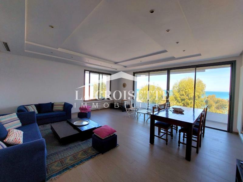 Appartement meublé S3 vue sur mer avec terrasse à La Marsa MAL1980