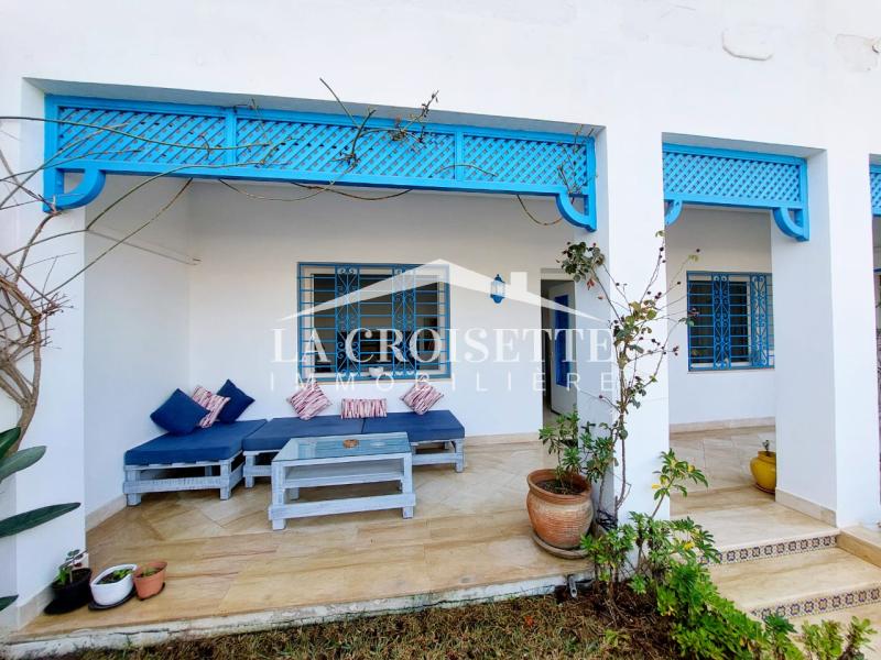 Rez-de-chaussée de villa meublé S3 avec jardin à La Marsa MRCL0116